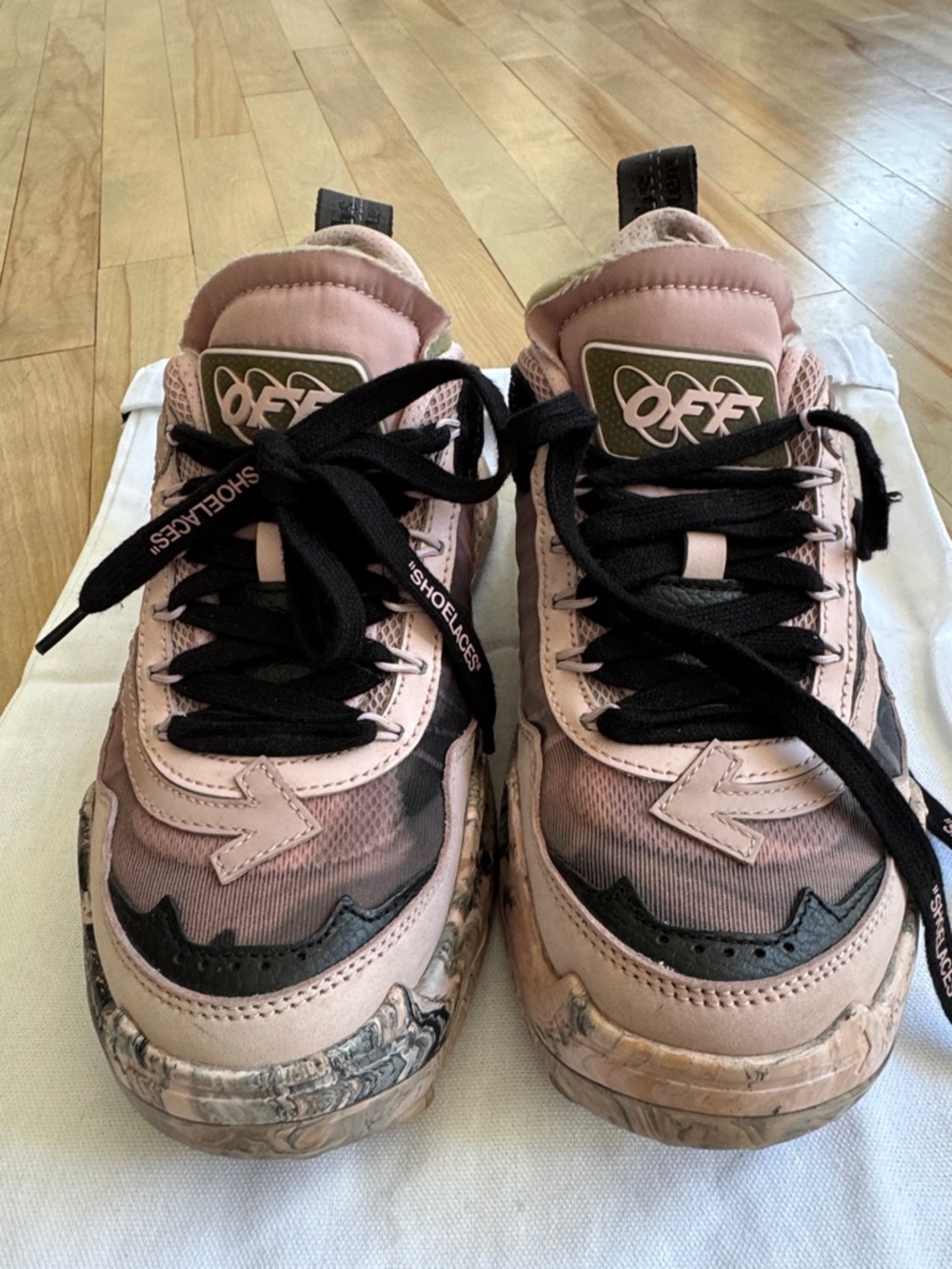 Off-White Women Pink and Olive Chunky Sneaker
